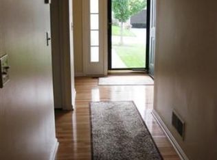 3186 Mariners Island Dr NW, Canton, OH 44708