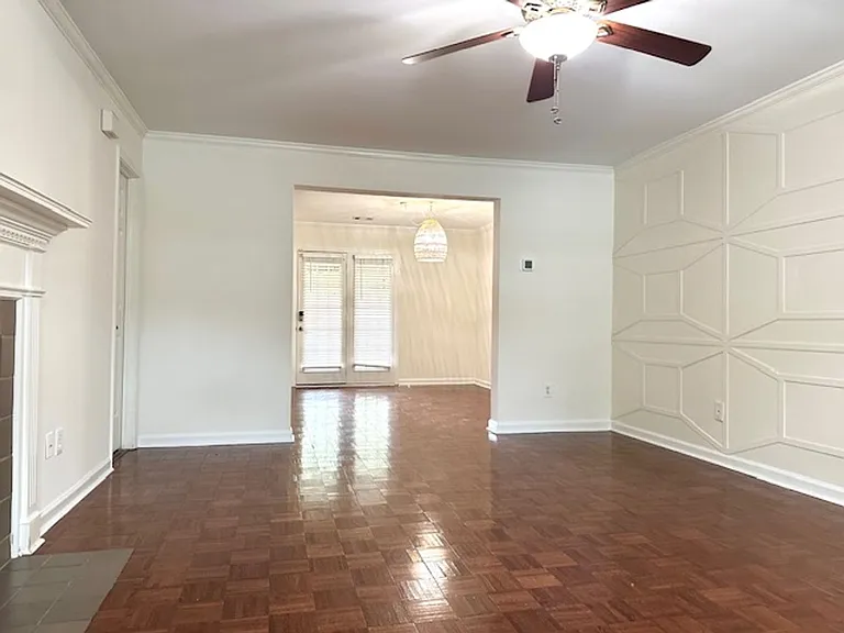 104 Carlyle Cir — Photo 7