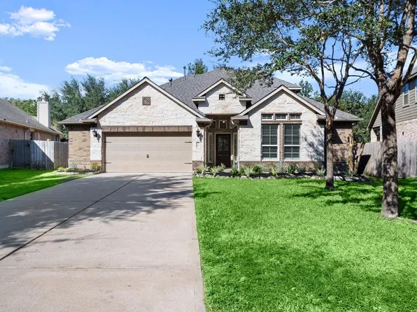 110 Colton Ct, Montgomery, TX 77316