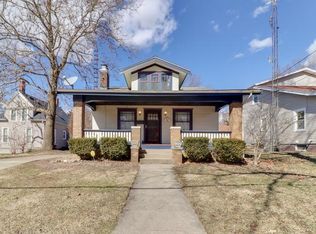 504 E Mulberry St, Bloomington, IL