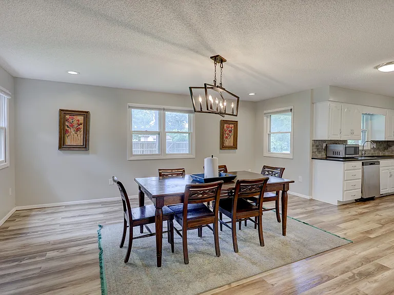 1116 Roosevelt Ave — Photo 26