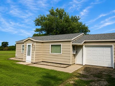 2035 2nd Ave, Bath, SD, 57427