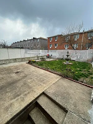 Rented by Amorelli Realty | media 9
