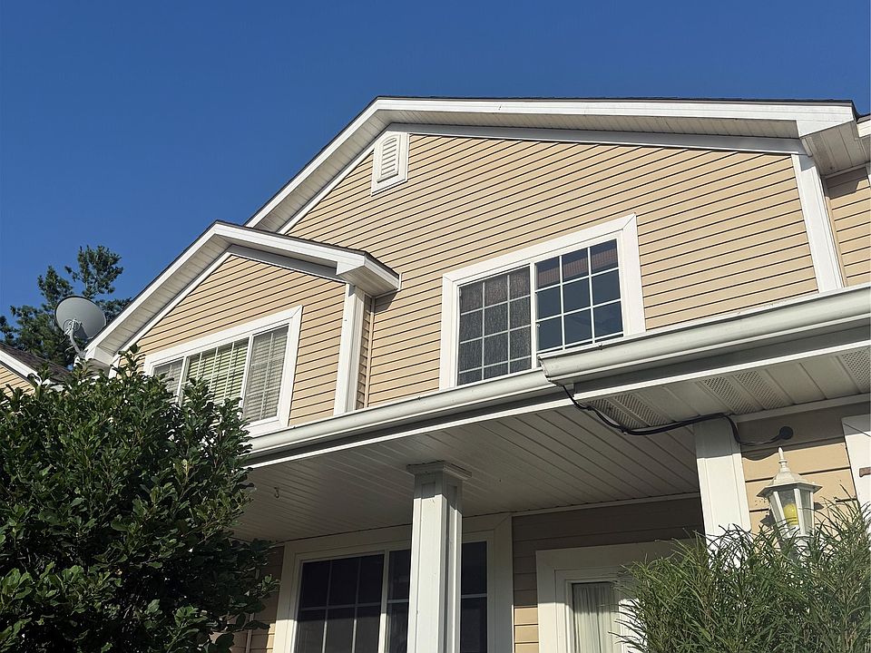1st image of 762 E Trace Way