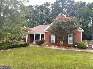 1652 Taylor Oaks Rdg, Lawrenceville, GA 30043