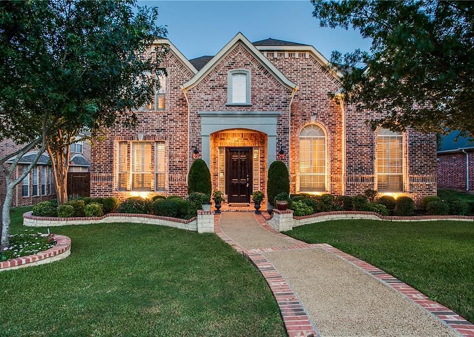 1st image of 522 Sotogrande Dr