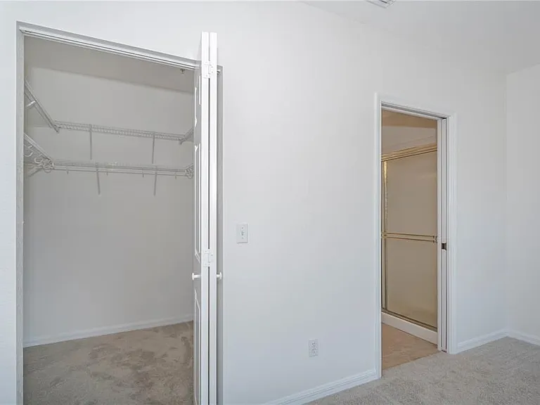 19355 Water Oak Dr #306 — Photo 21