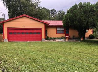 705 Nevada St, Darien, GA 31305