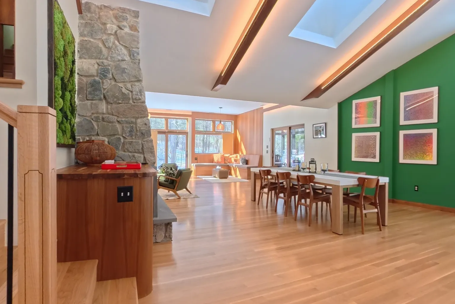 5 bed, 4000 sqft, $15,000 — Photo 3