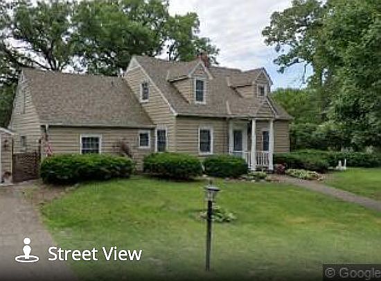 Nice home, fantastic neighbo