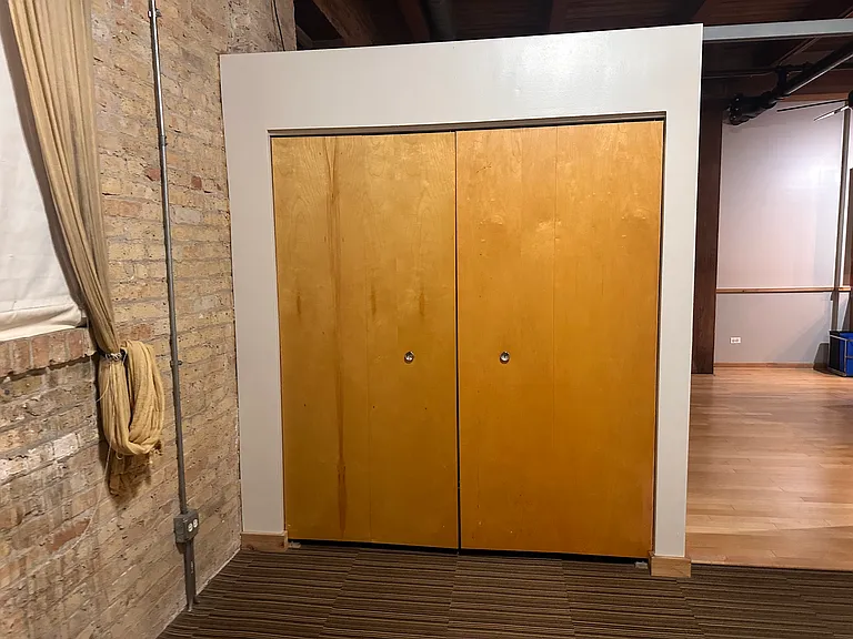 1740 N Maplewood Ave #213 — Photo 9