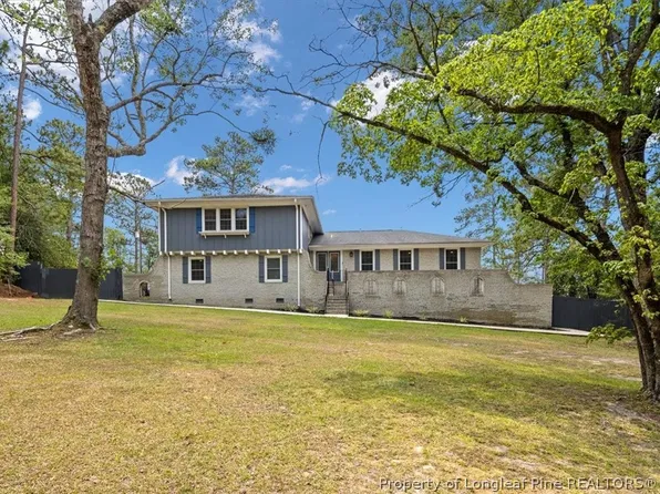 389 Myra Rd, Raeford, NC 28376