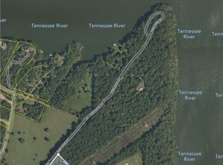 140 Halcomb Dr, Kingston, TN 37763