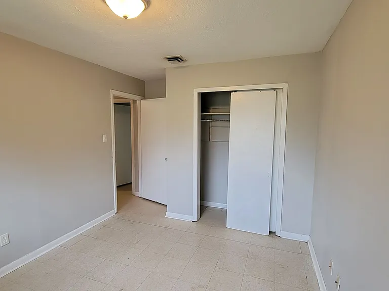 3406 Black Lake Cir — Photo 16