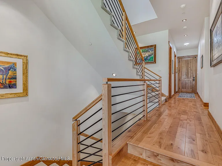 138 Club Lodge Dr — Photo 16