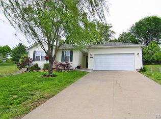 2438 Cheetah Ln, Cape Girardeau, MO 63701