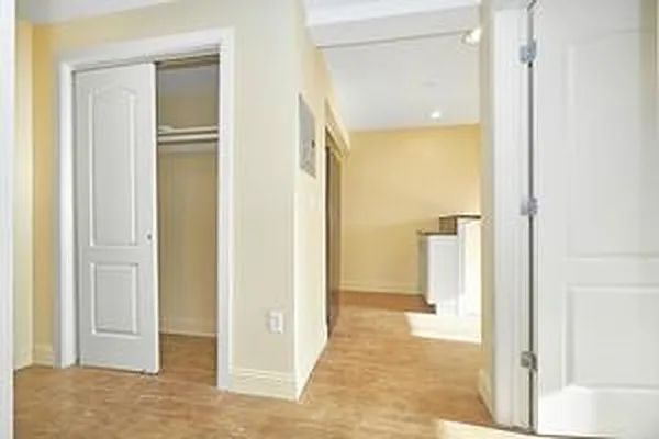 Rented by Compass | media 7