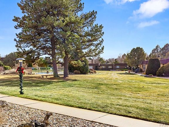 2nd image of 48 Villa Dr