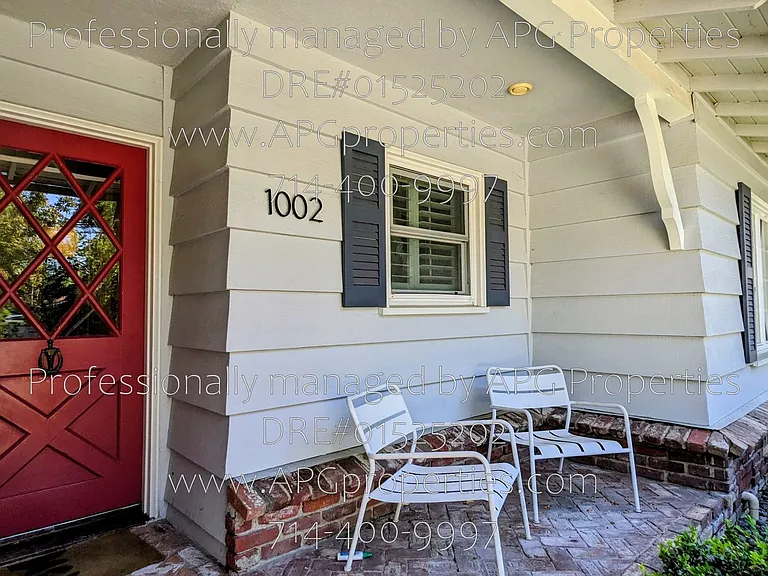 1002 W Santa Clara Ave — Photo 2