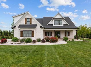 7705 Honkers Hollow Ct, Stokesdale, NC 27357