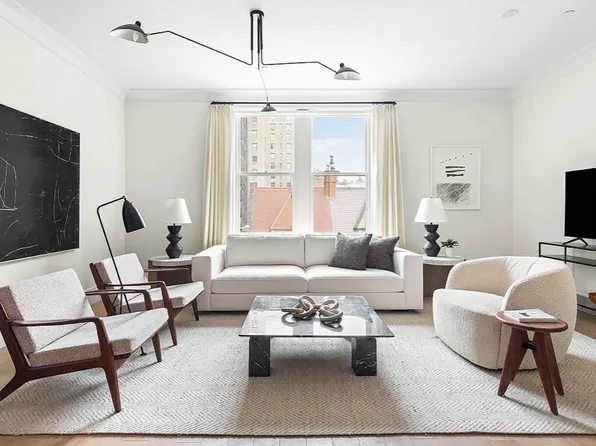 164 West 74th Street 3B image 1 of 6