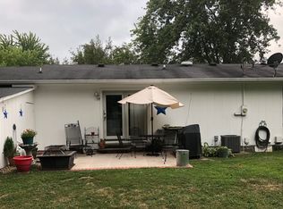 1520 Triangle St, Mount Vernon, IL 62864