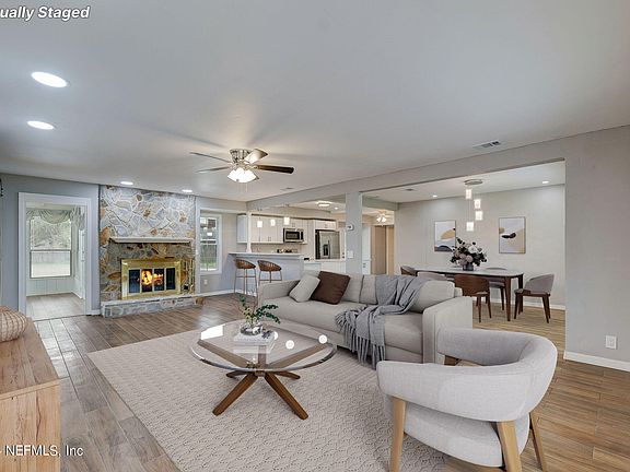 3rd image of 12861 JULINGTON FOREST Drive E