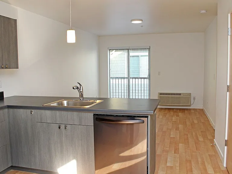 6155 N Minnesota Ave #II — Photo 6