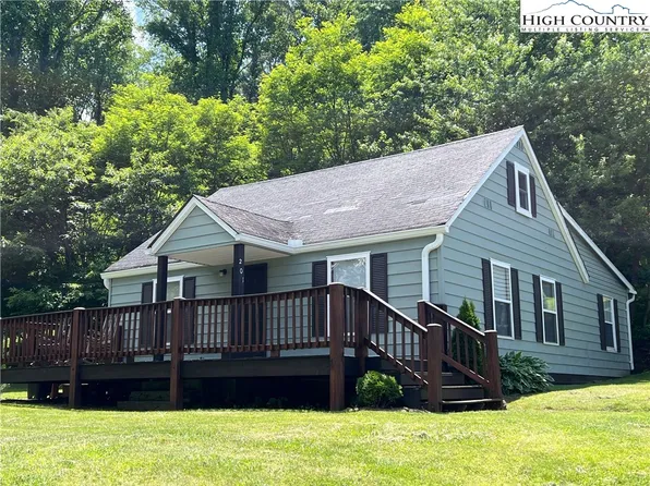 201 Long Street, West Jefferson, NC 28694