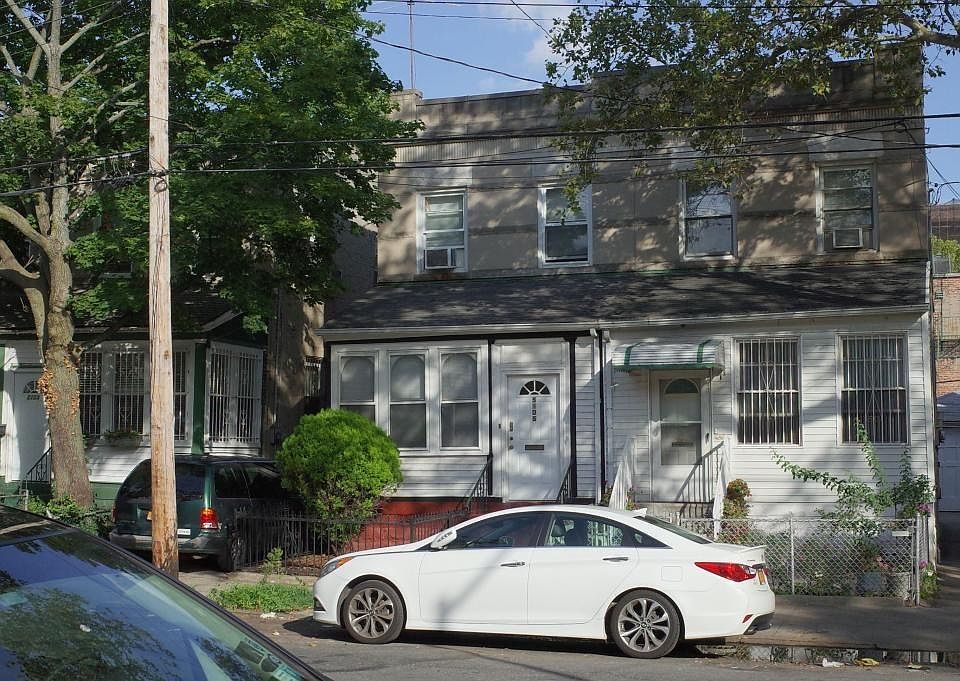 1st image of 5105 10th Ave