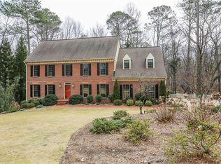 1609 Lazy River Ln, Sandy Springs, GA 30350
