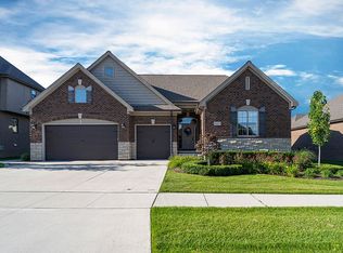 60257 Stonecrest Dr, Washington, MI 48094