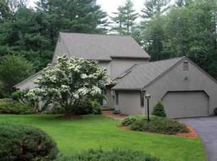 268 Raleigh Tavern Ln, North Andover, MA 01845