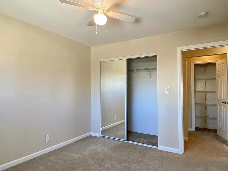 460 S 4th St #8 — Photo 7
