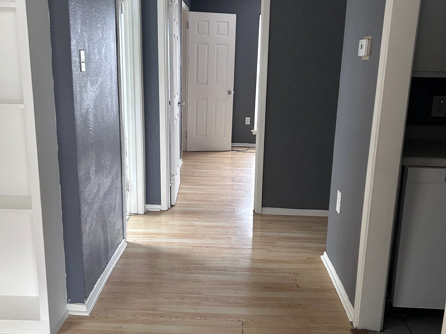 2 bed, 1.0 bath, 1200 sqft, $1,057 — Photo 1