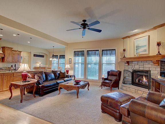3rd image of N66W35675 Grey Hawk Cir