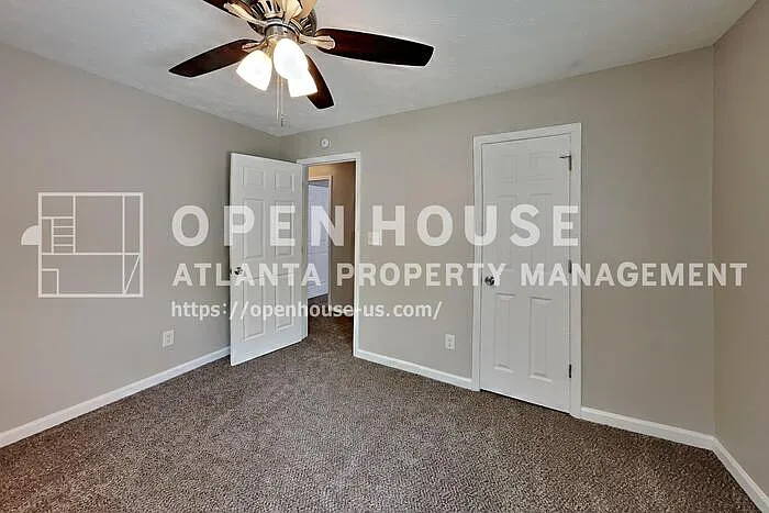101 Chantilly Ln — Photo 16