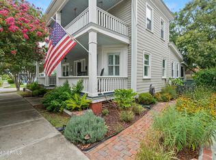208 N 8th St, Morehead City, NC 28557
