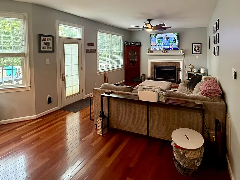 2805 Erics Ct — Photo 10