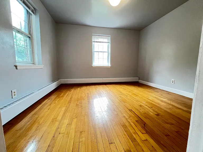 17 Hammond Pond Pkwy — Photo 12