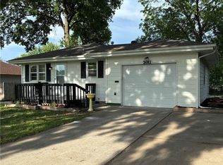 3011 S Claremont Ave, Independence, MO 64052