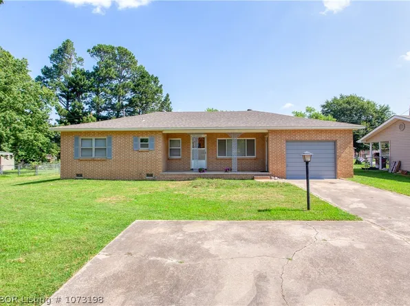 805 Hillside Dr, Fort Smith, AR 72908