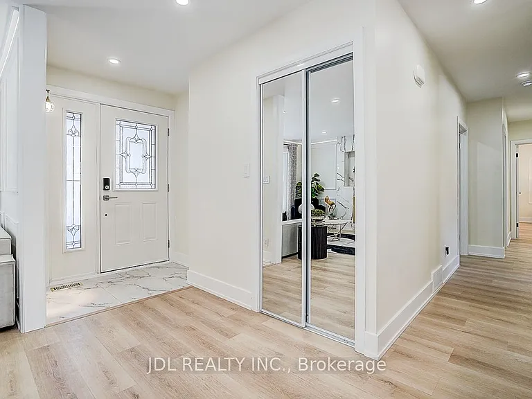 15 Crossburn Dr — Photo 6