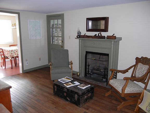 2nd sitting room