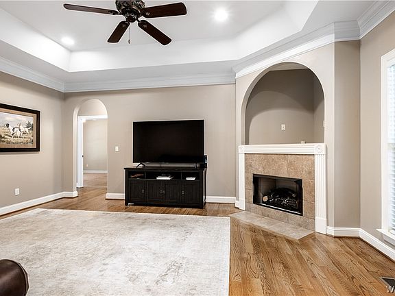 5th image of 4801 Northwood Lake Dr E