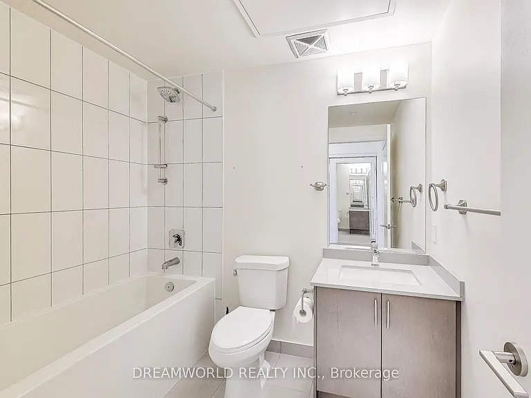 9000 Jane St #1409 — Photo 15