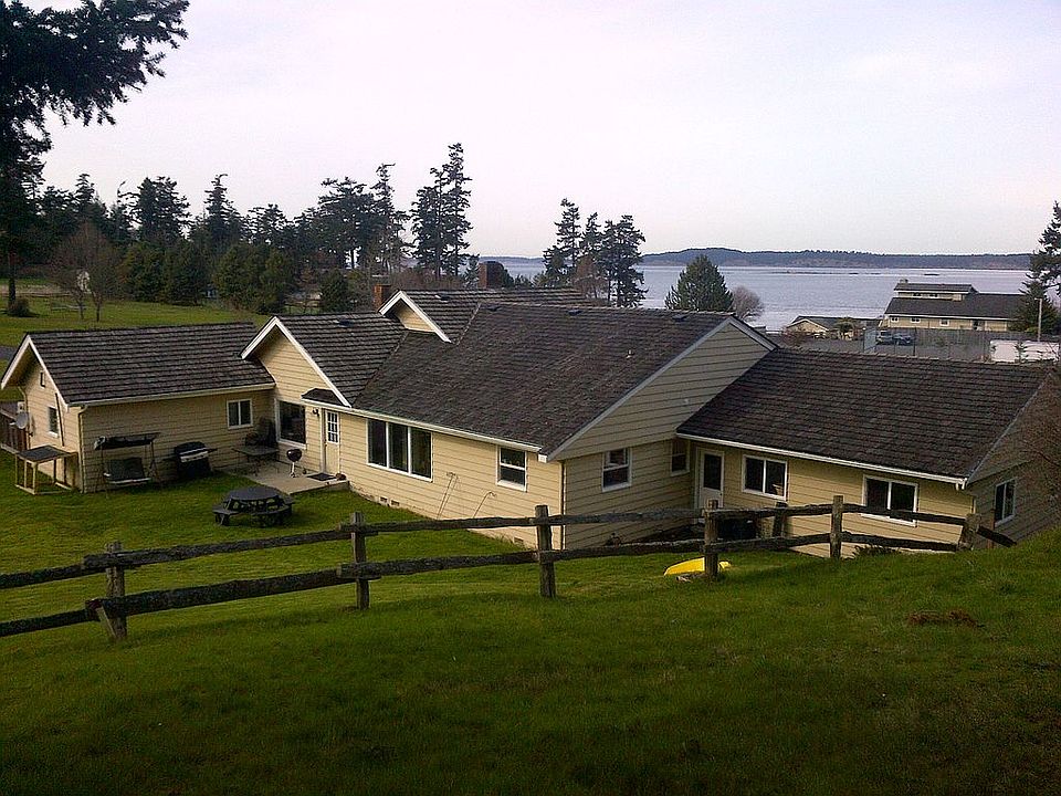 1st image of 30 Fox Cove Ct