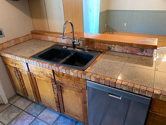 C Kitchen 2