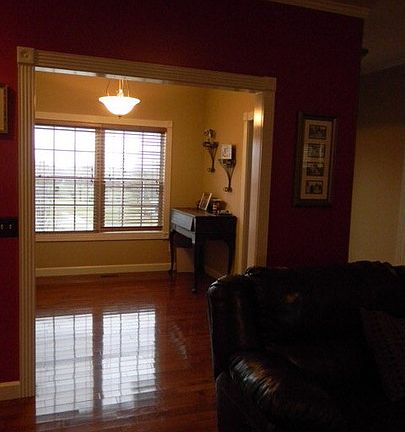 5th image of 4011 Elwin Dr