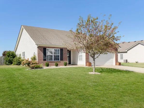 2432 Bluewood Way, Plainfield, IN 46168